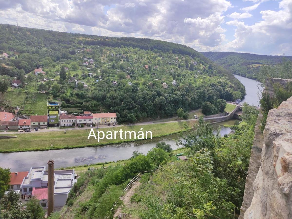 Apartman Pod Hradem Зноймо Екстер'єр фото